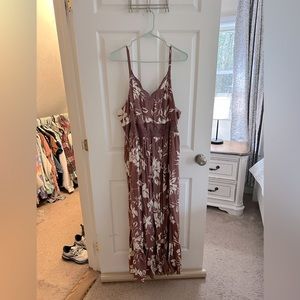 Torrid size 2 Floral Maxi Dress with lace